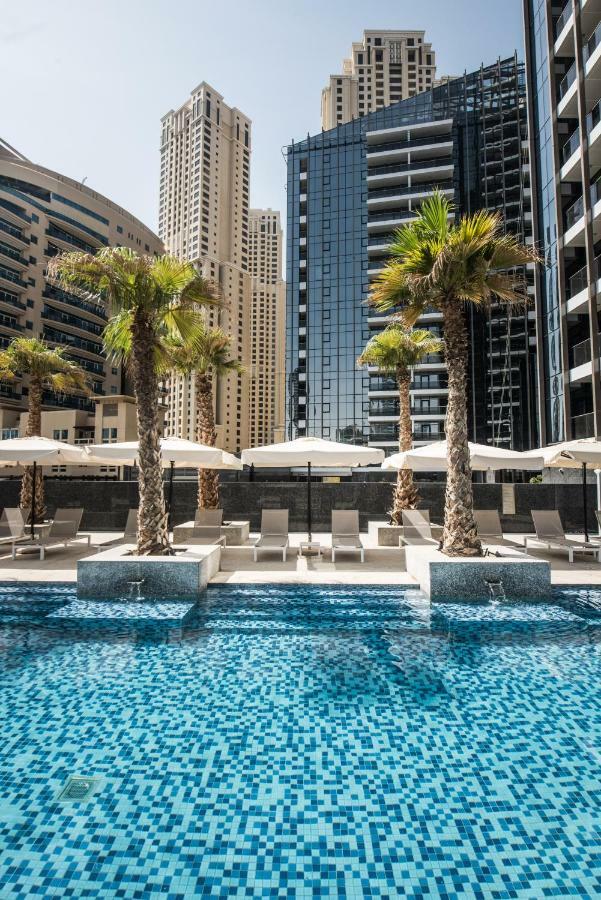 Fantastay Sparkle Tower One Bedroom Suite Marina View Dubái Exterior foto